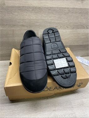 BearPaw Men’s Quilted Slip-On Loafers - Black #275